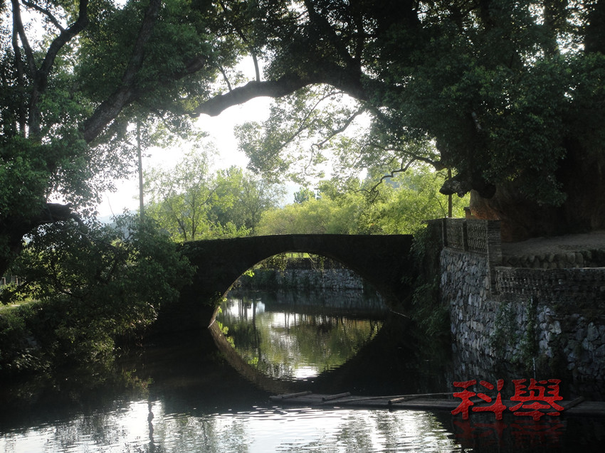 婺源晓起 古桥流水