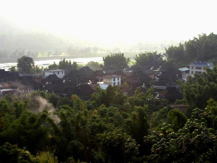 秤桿村(云南西双版纳景洪市普文镇下辖村)