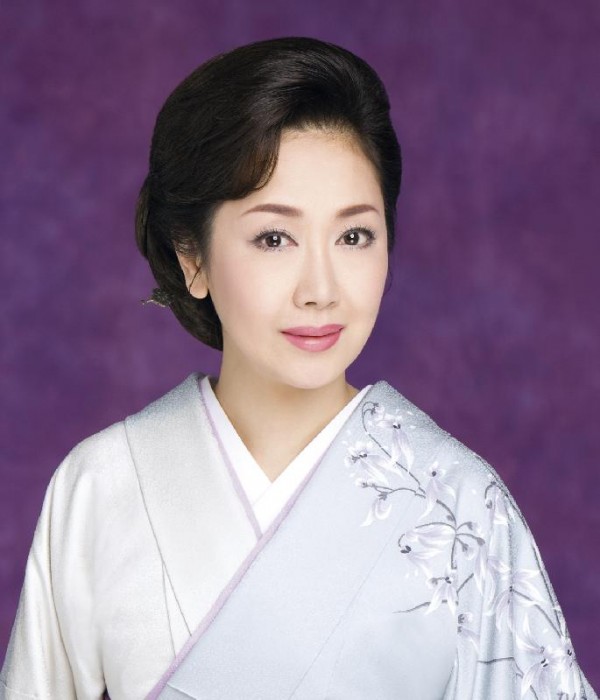 伍代夏子 伍代夏子