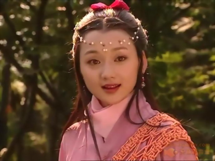 章艳敏 章艳敏