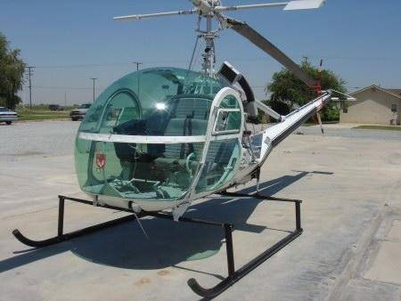 UH-12直升机 UH-12直升机