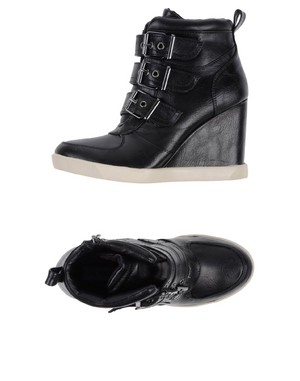 STEVE MADDEN STEVE MADDEN