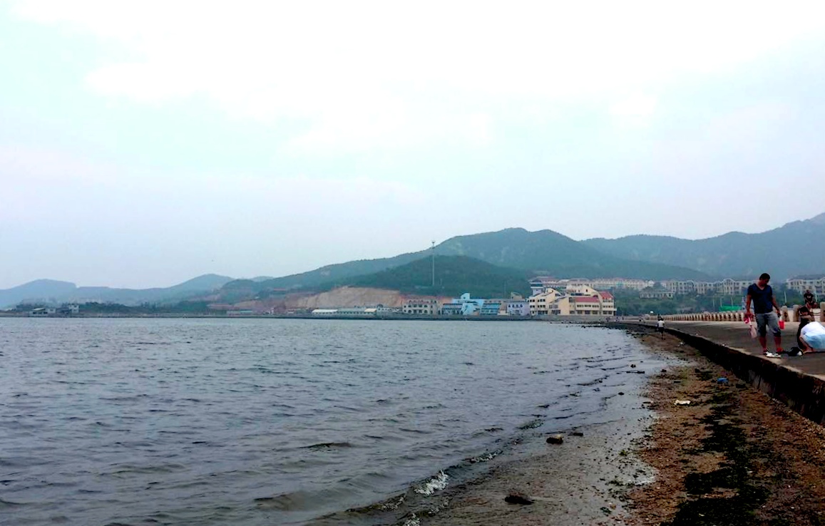 芝罘岛西部地形及海域