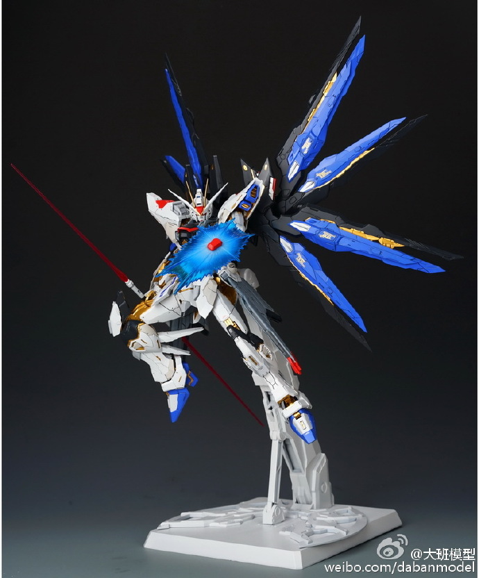 ZGMF-X20A 强袭自由高达