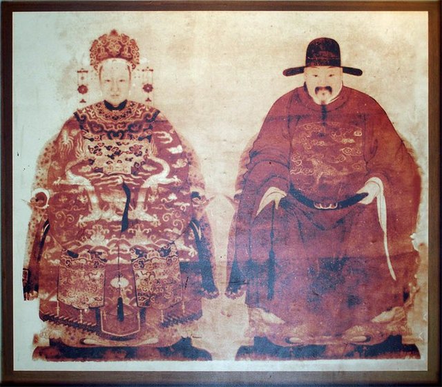 于谦祠内的于谦夫妇画像