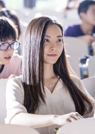 二十岁(中国2018年屈楚萧主演电影)