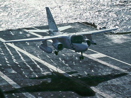 S-3B降落 S-3B降落