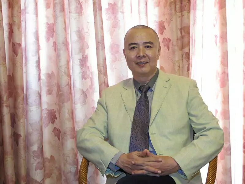 徐少华(山东省戏剧专家、国家一级演员) 徐少华(山东省戏剧专家、国家一级演员)
