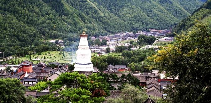 五台山中的寺院 五台山中的寺院