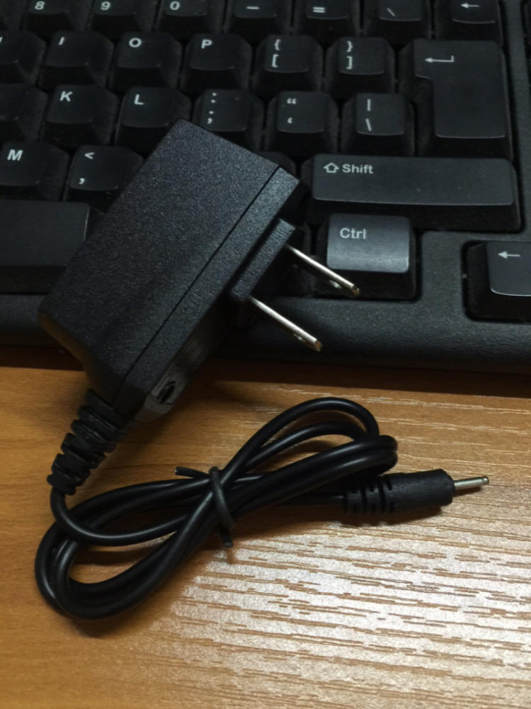 手机通用充电器标準