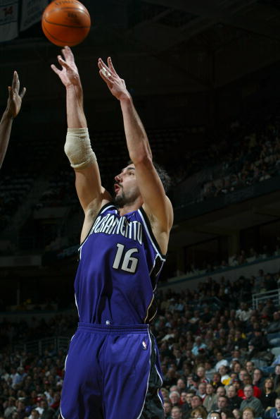 NBA着名三分射手 佩贾·斯托贾科维奇 NBA着名三分射手 佩贾·斯托贾科维奇
