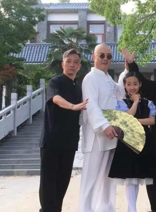 徐少华(山东省戏剧专家、国家一级演员)