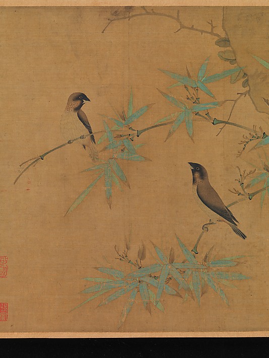 画中云雀保持警觉并随时準备起飞