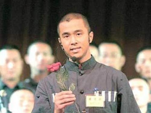 红豆(内地男歌手) 红豆(内地男歌手)