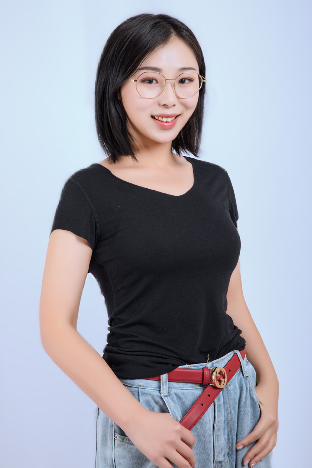 张寅莅 张寅莅
