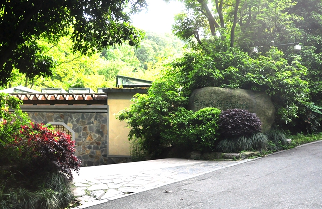 两爬馆 两爬馆