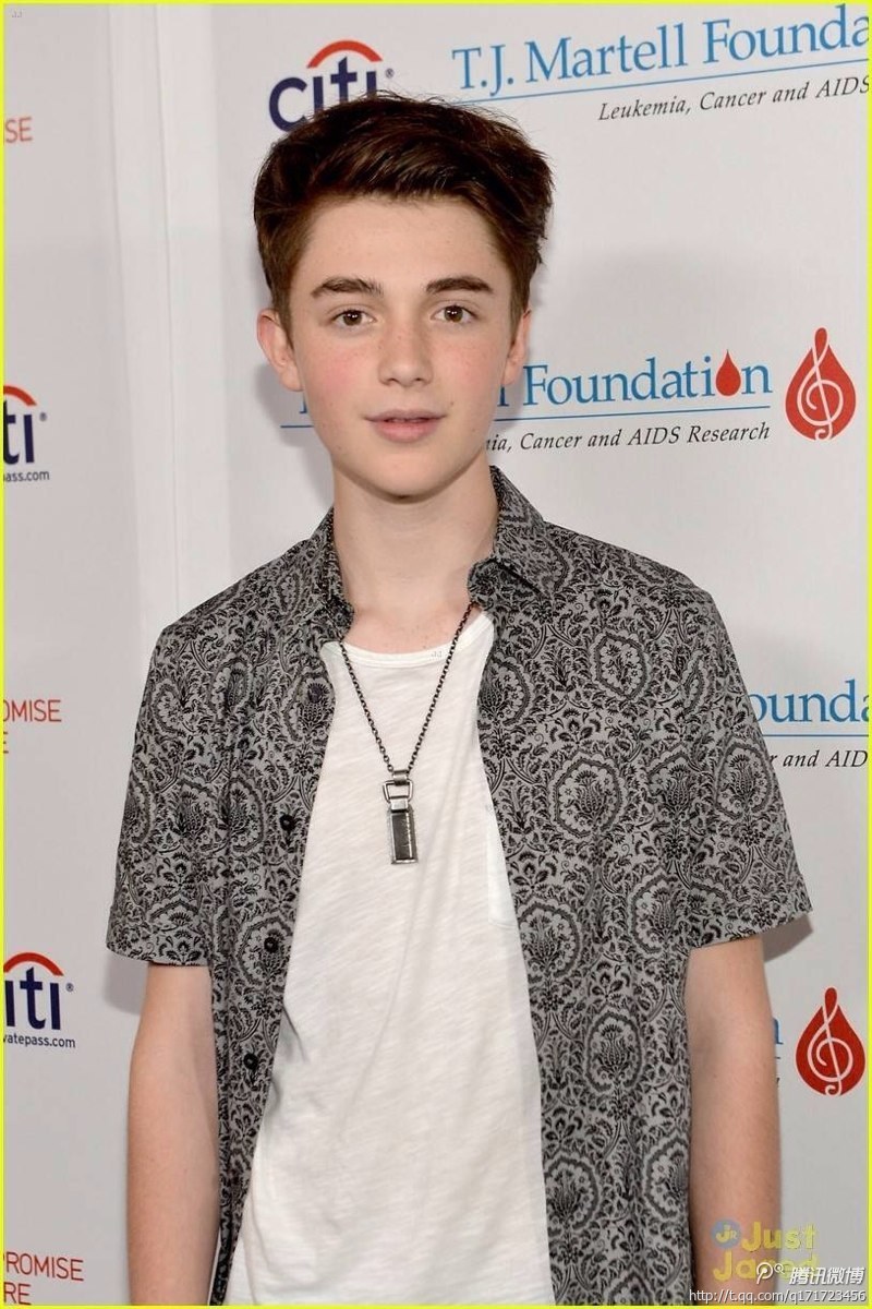 temptation(Greyson Chance（格雷森-蔡斯） 2014 新单曲)