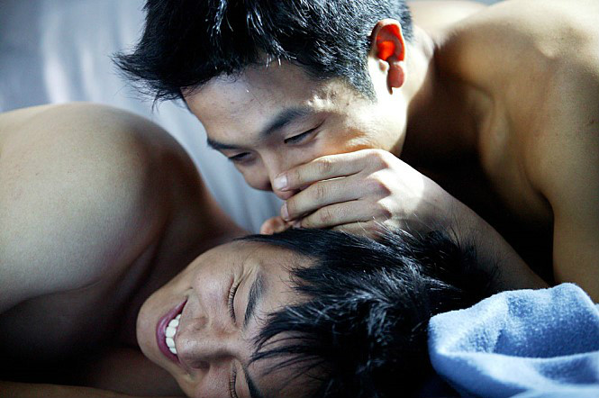 绝不后悔(2006年李英勛金南佶主演韩国电影)