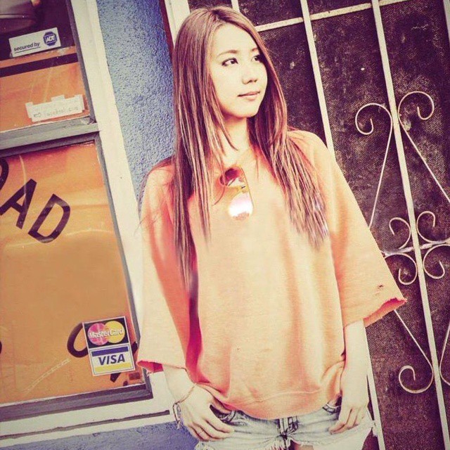 TOMOMI TOMOMI