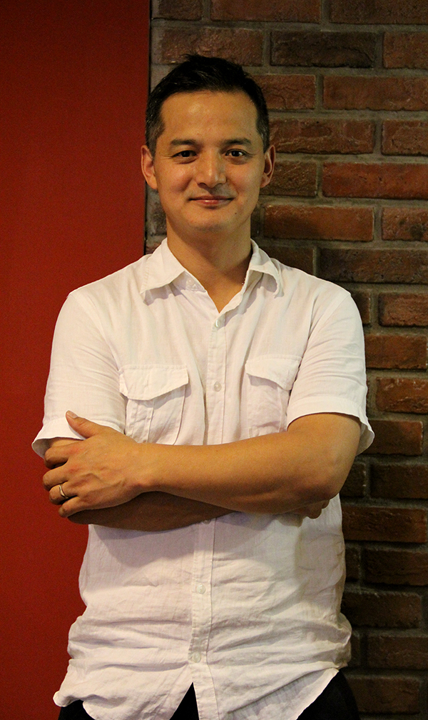 窦良羽