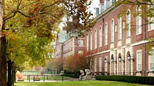 大学图书馆 大学图书馆