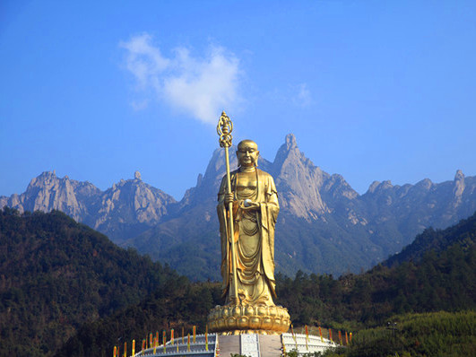 九华山地藏菩萨露天铜像 九华山地藏菩萨露天铜像