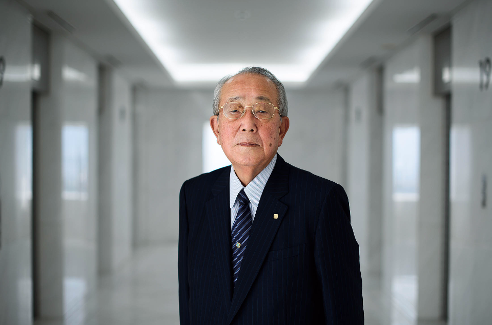 稻盛和夫(世界着名实业家、哲学家) 稻盛和夫(世界着名实业家、哲学家)