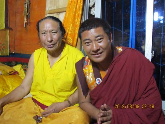 萨迦派江嘉法王和其美土登仁波切 萨迦派江嘉法王和其美土登仁波切
