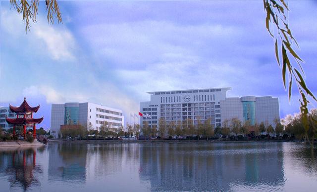 仙桃职业学院校园风景