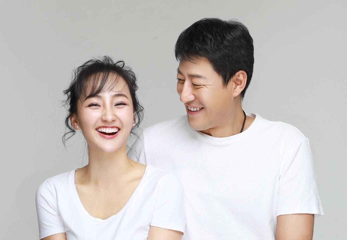 于震(中国内地男演员) 于震(中国内地男演员)