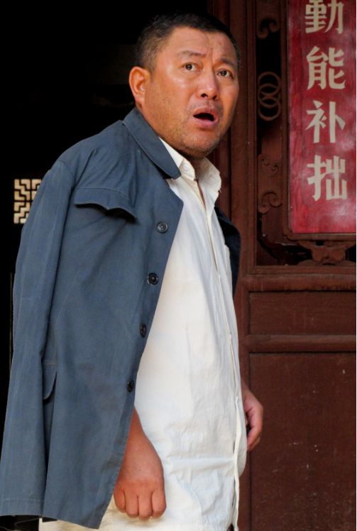 何伟(80年代着名影视演员) 何伟(80年代着名影视演员)