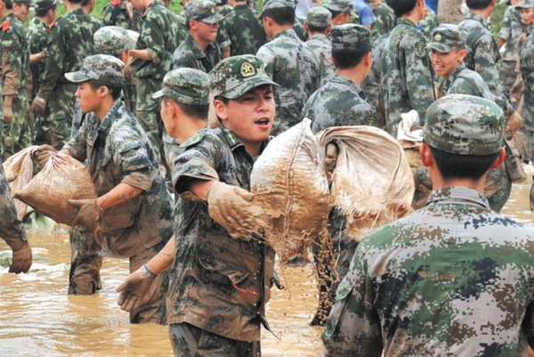 人民子弟兵(共和国武装力量的亲切称谓)