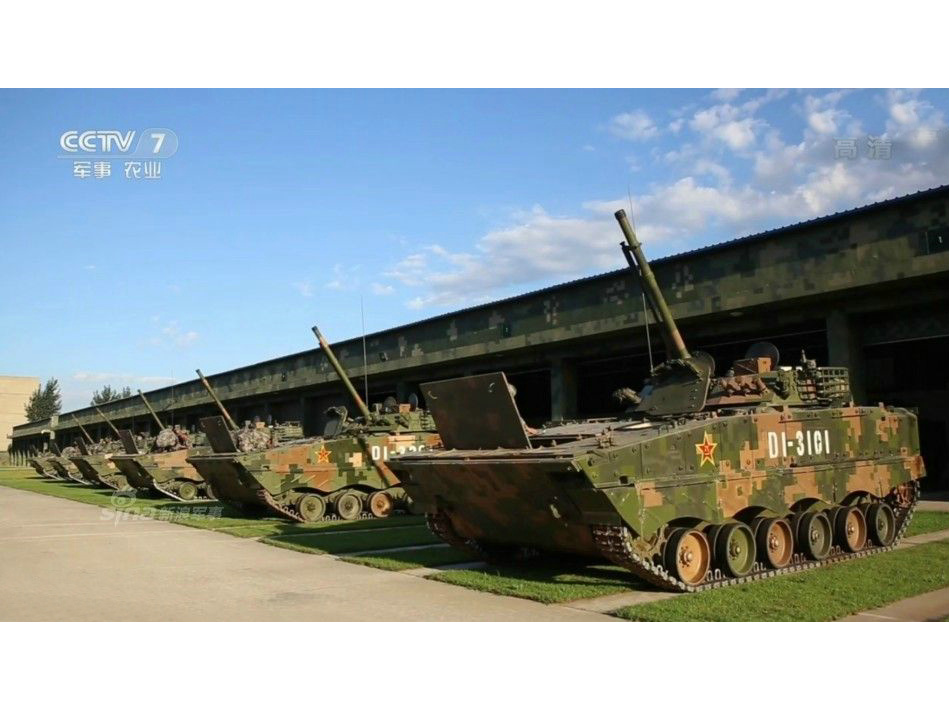 中国军队的ZBD-04步兵战车 中国军队的ZBD-04步兵战车