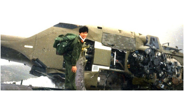88年“5.27事故”后留在多雄拉山口的黑鹰直升机残骸