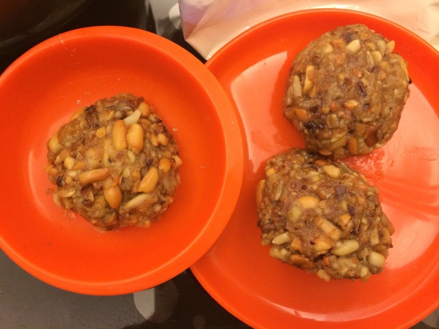 伍仁月饼