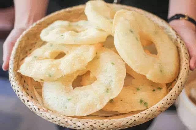 空心葱油饼