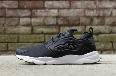 REEBOK REEBOK