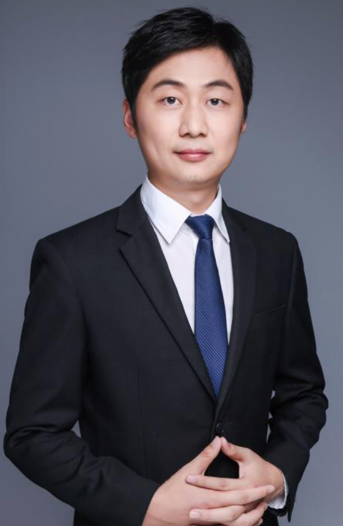 何召鹏 何召鹏