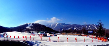 亚布力滑雪旅游度假区(亚布力滑雪场) 亚布力滑雪旅游度假区(亚布力滑雪场)