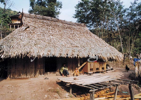 民居—乾栏式建筑 民居—乾栏式建筑