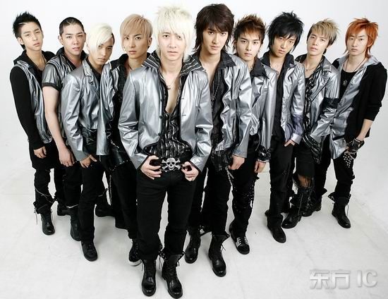 Superman(Super Junior五辑特别舞台) Superman(Super Junior五辑特别舞台)