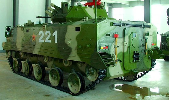 ZBD2000轻型履带式伞兵步战车