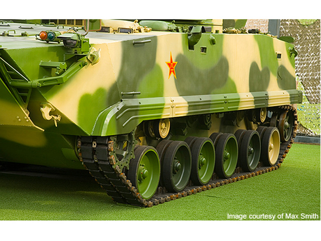 ZBD-97步兵战车行走部分 ZBD-97步兵战车行走部分