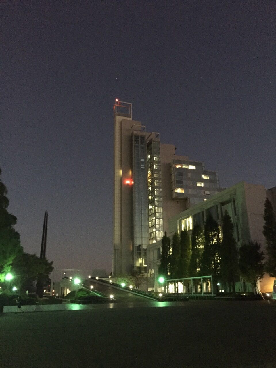 获BCS赏的建筑群主楼 获BCS赏的建筑群主楼