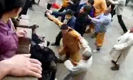 九华山和尚群殴事件