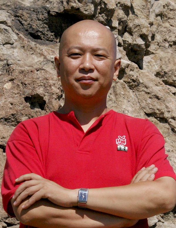 艺术家 秦领