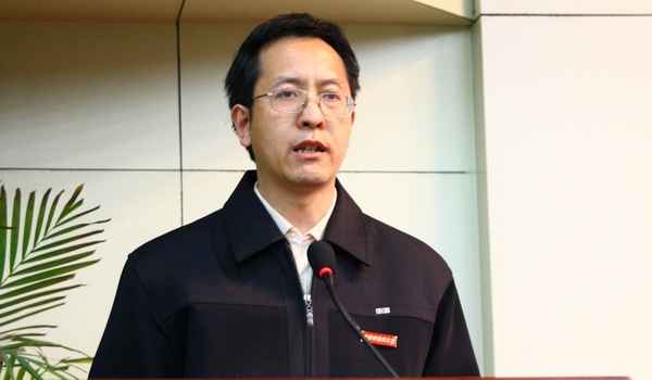 崔启亮