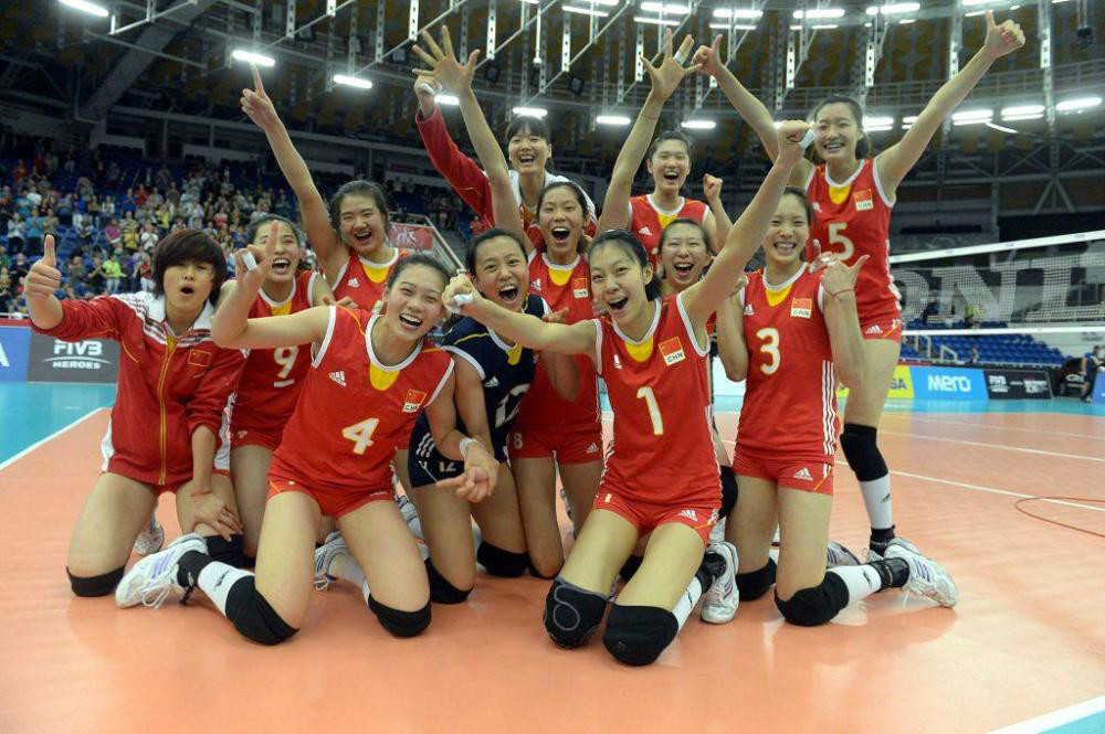 国青女排夺冠激情合影2 国青女排夺冠激情合影2