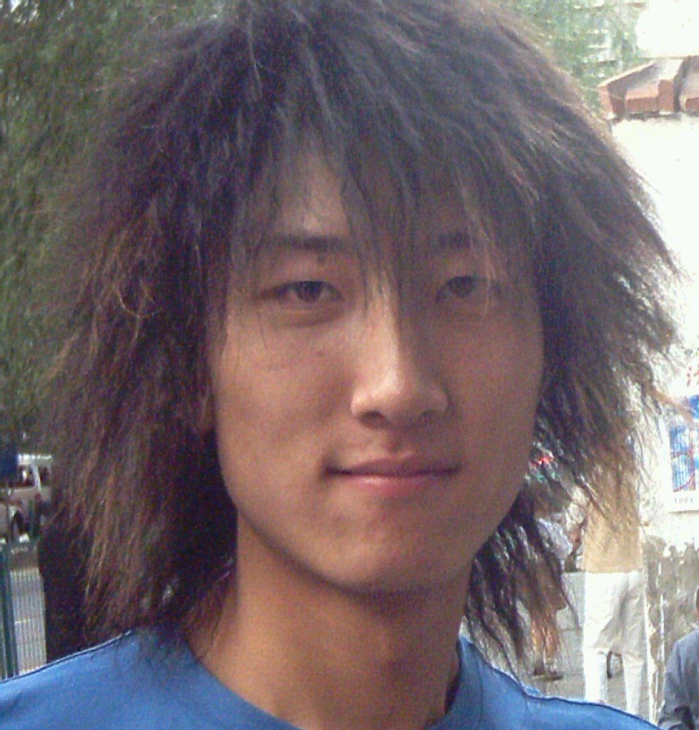 周玮斌