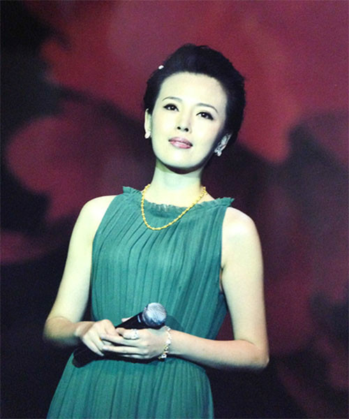 张倩(主持人)